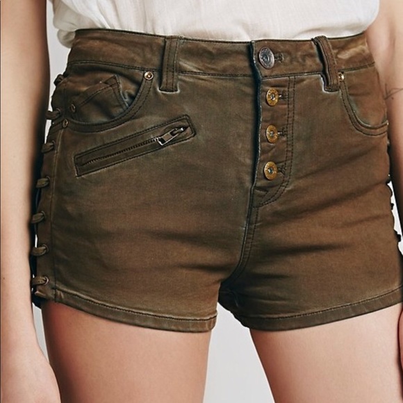 Free People Boho (lace-up side) shorts !! - Picture 3 of 4